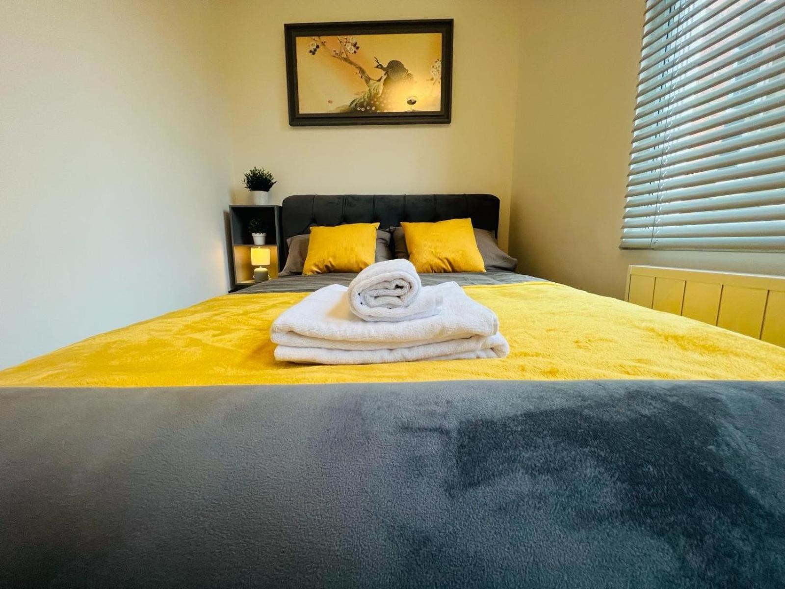 Whiskawaystays - Foregate Street - Apartment 3 Worcester Extérieur photo