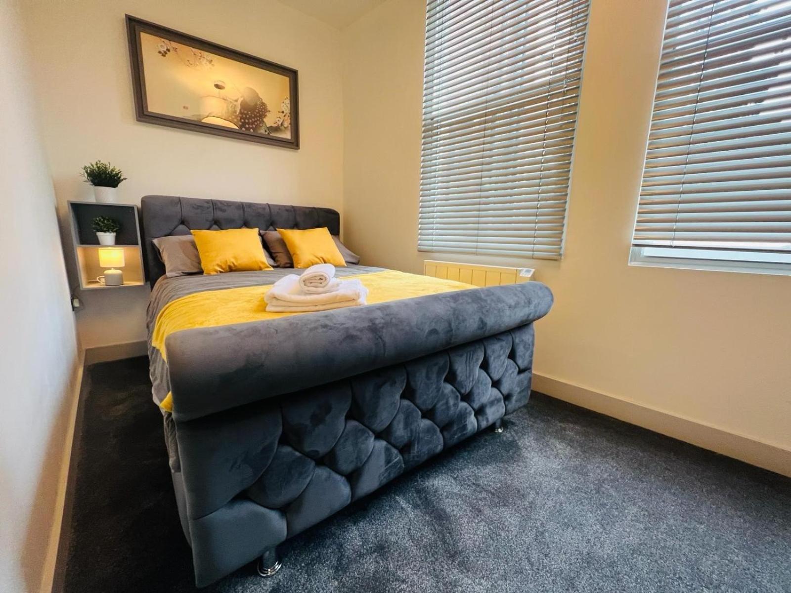 Whiskawaystays - Foregate Street - Apartment 3 Worcester Extérieur photo